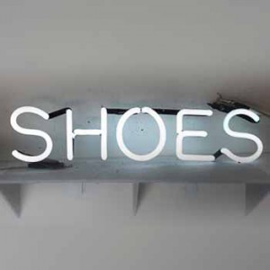 shoe shoes clothing clothes fashion tailor clean cleaner cleaners shop store retail